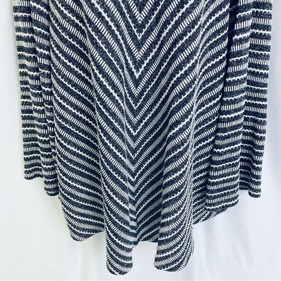 Cato Lightweight Sweater Size 18/20W - Picture 3 of 9